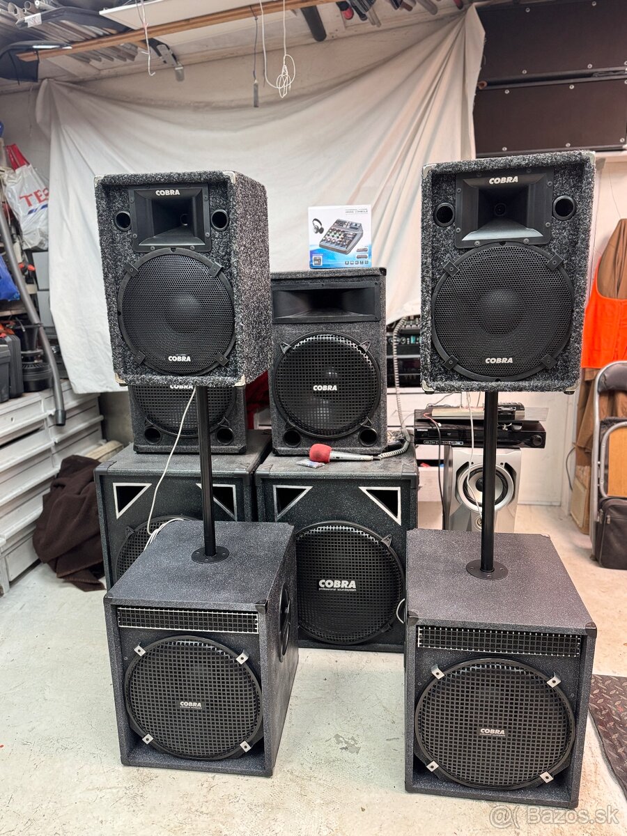 Reproduktory / repro skrine/ mix pult - 2