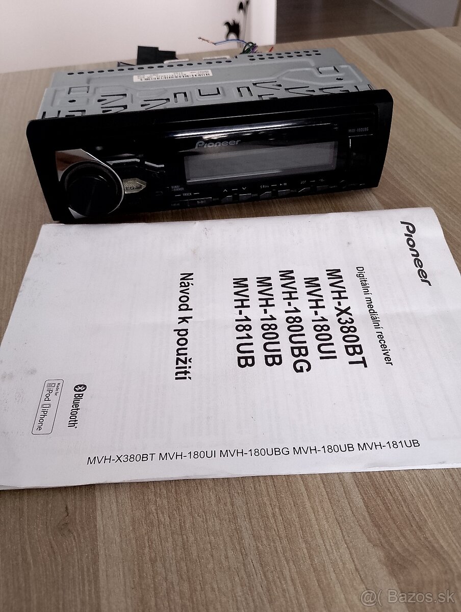 Predám autorádio Pioneer mvh180ubg - 2