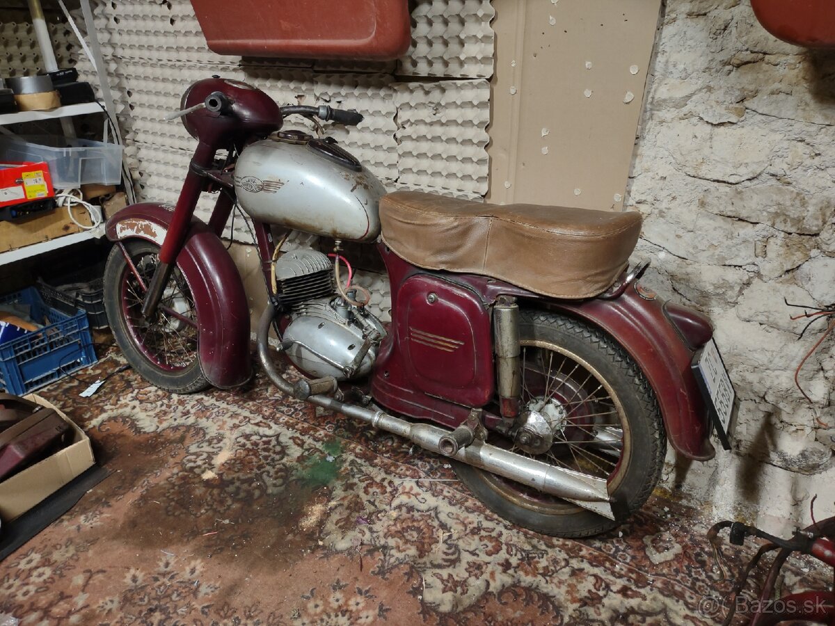 Jawa ČZ 150 352 polbubon s tp a spz - 2