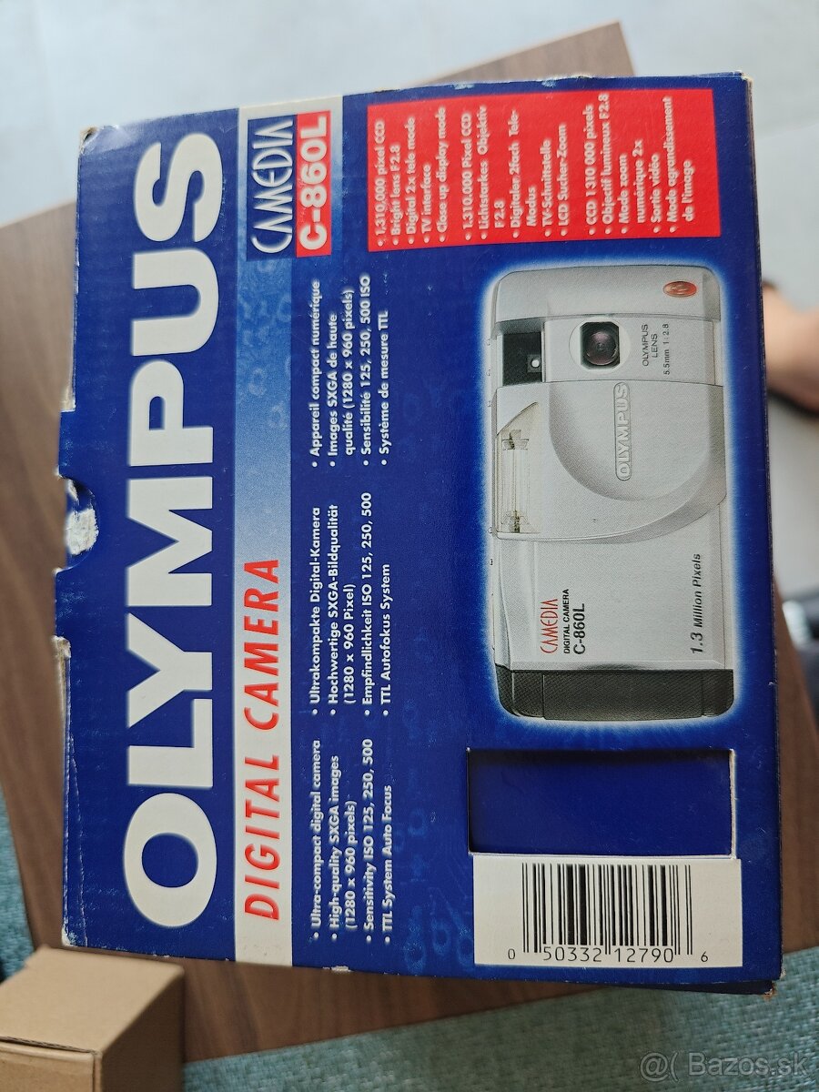 Olympus Camedia Digital Camera C-860L (1990) - 2