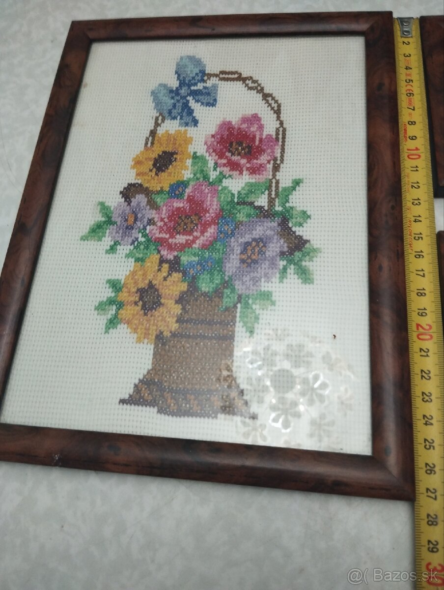 Vyšívané obrazy spolu za 15 eur - 2