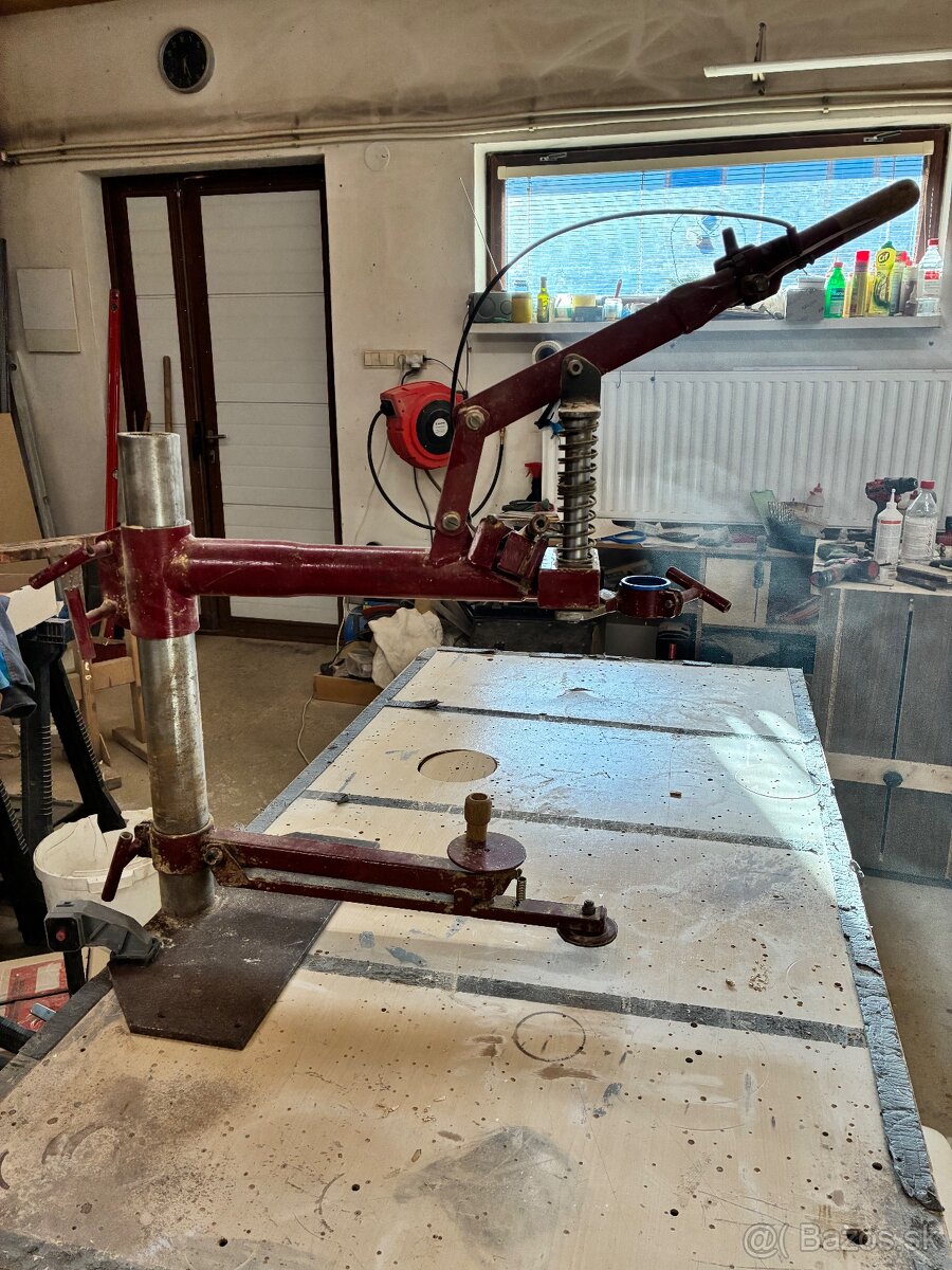 stojan na vrtačku - 2