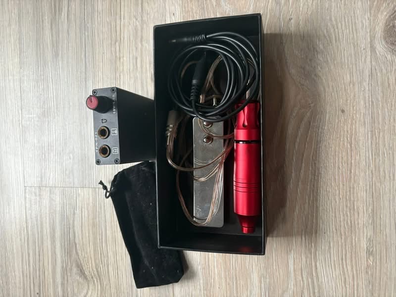 Tetovací strojček - 2