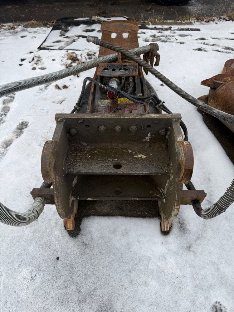 Hydraulické kladivo H120ES - 2