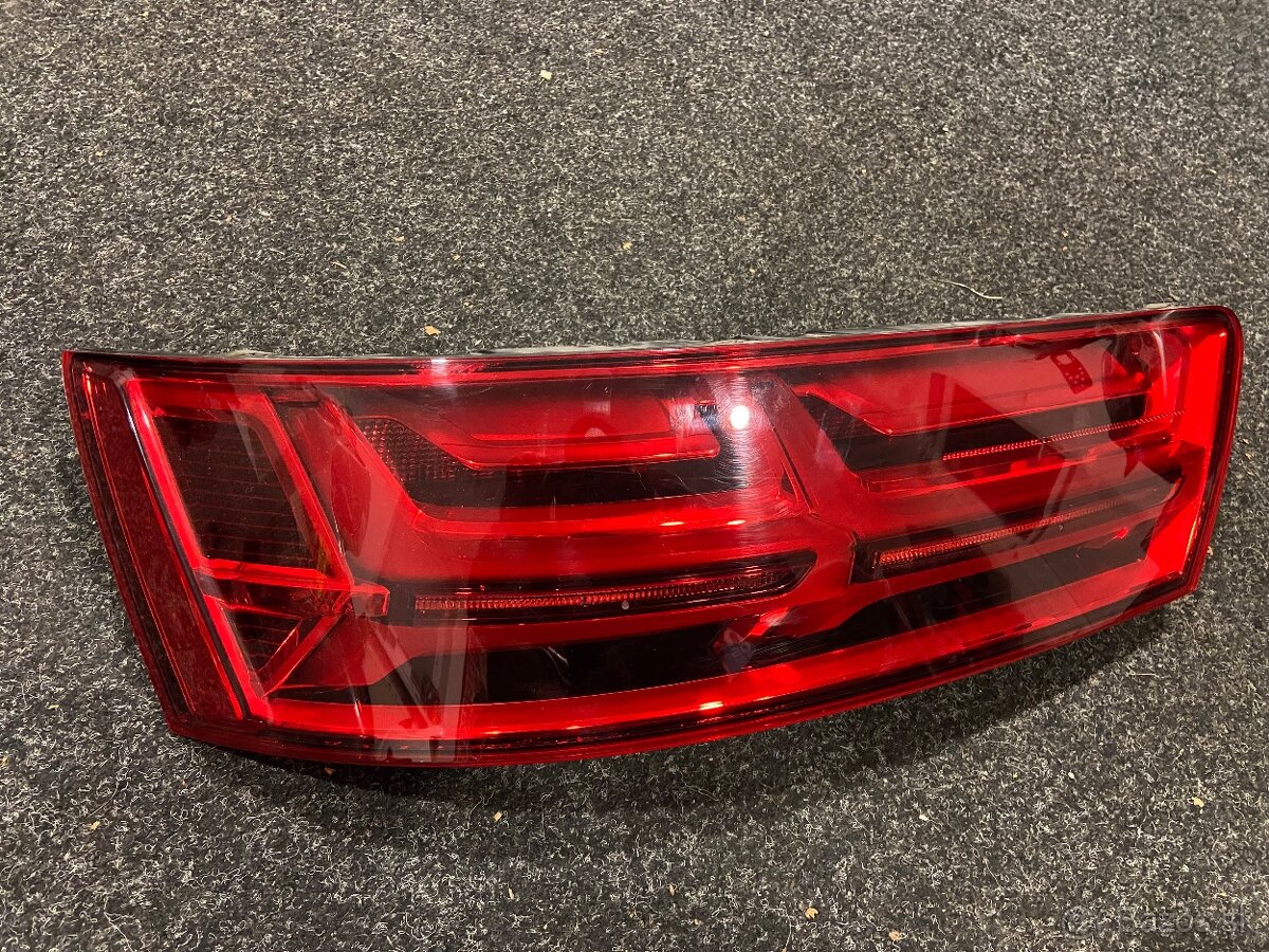 AUDI Q7 zadne ľavé svetlo - 2