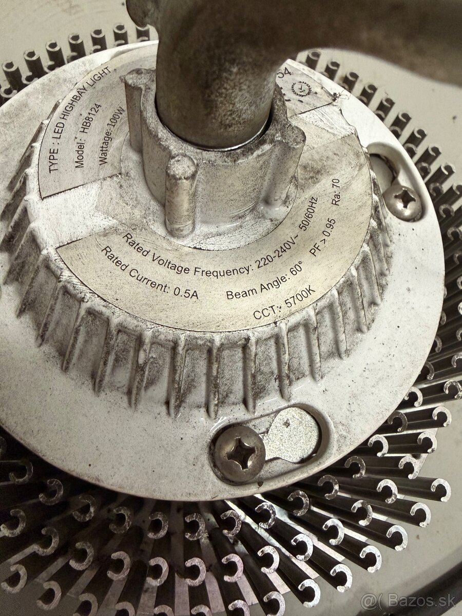 Priemyselne LED svietidlo 100W - 2