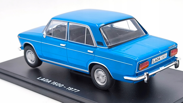 Lada 1500 1977 1:24 - 2