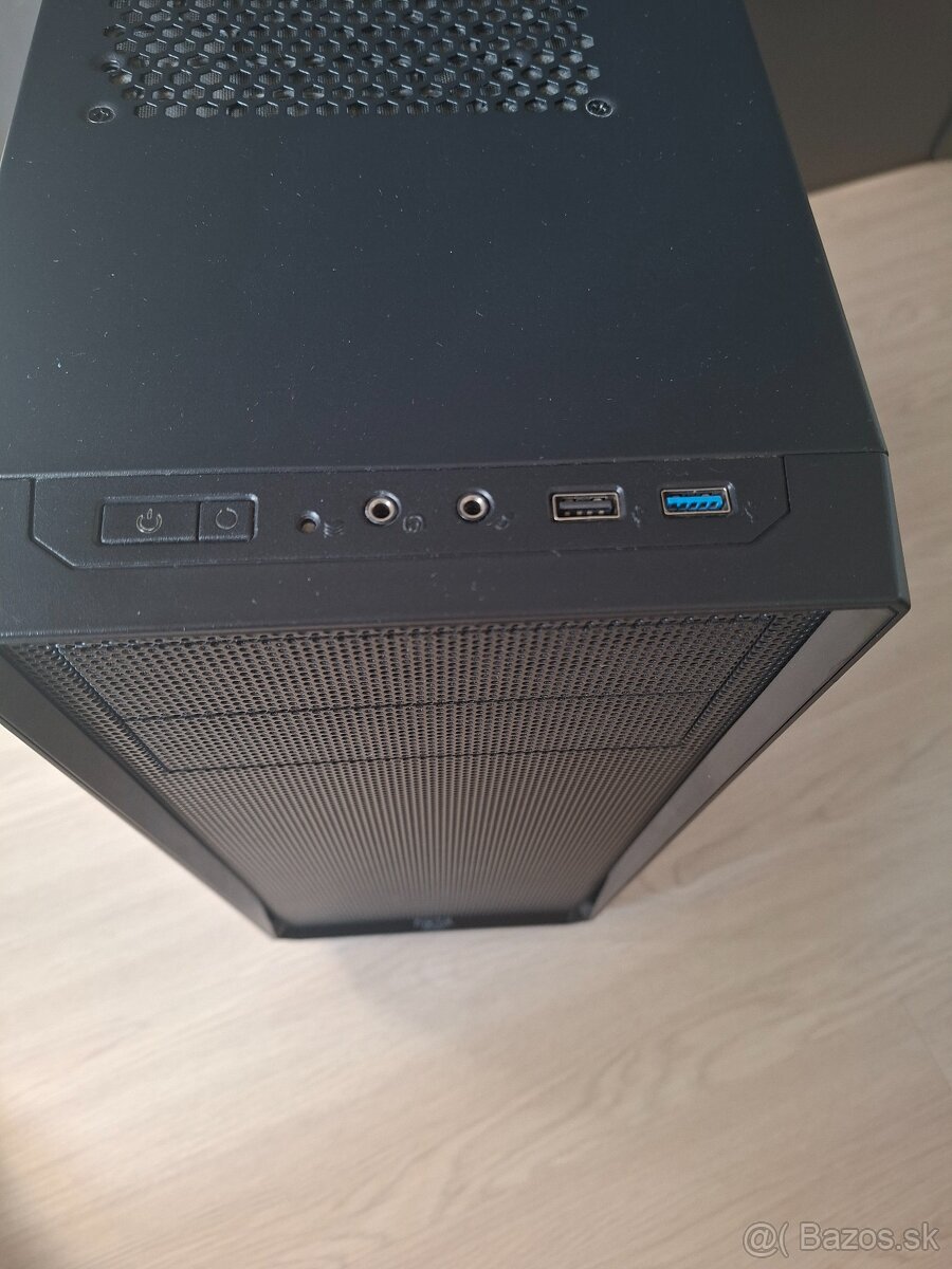 ATX skrinka Fractal Design - 2