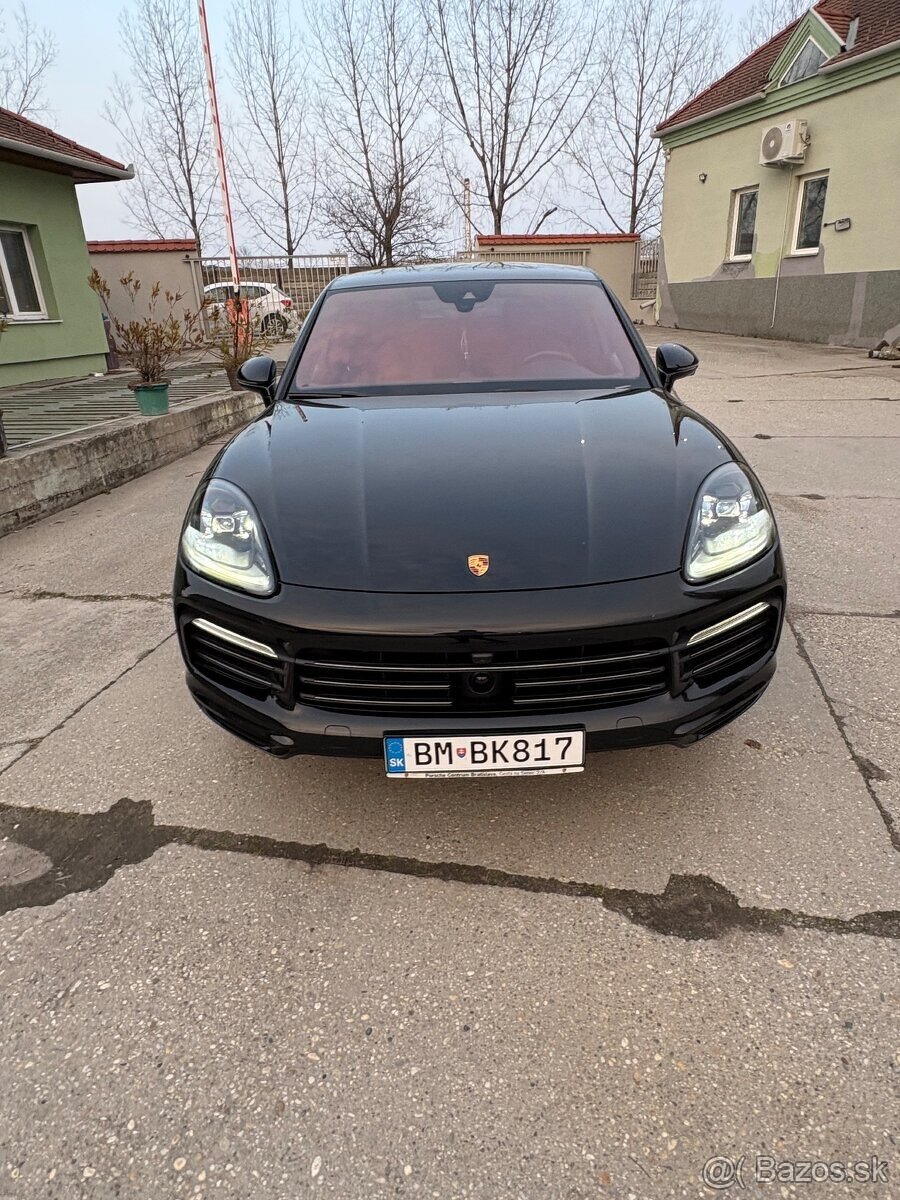 Porsche Cayenne Coupe 3.0 Platinum Edition - 2