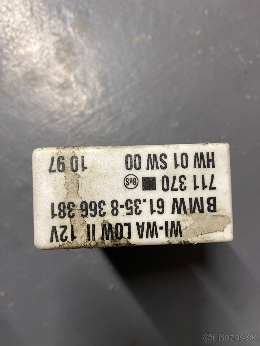 Relé stieračov BMW 3 E36 8366381 - 2