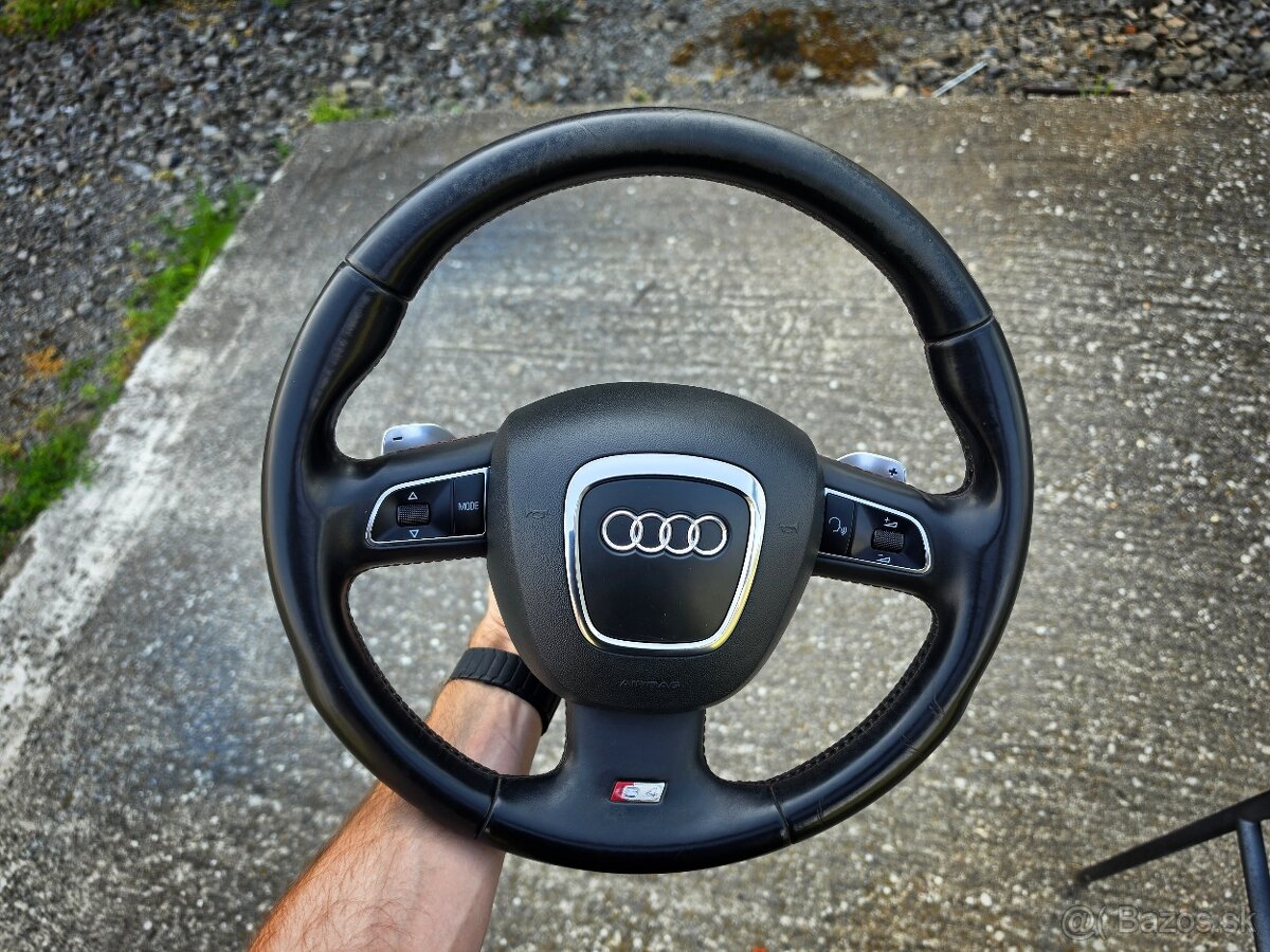 Predám volant Audi S4 - 2
