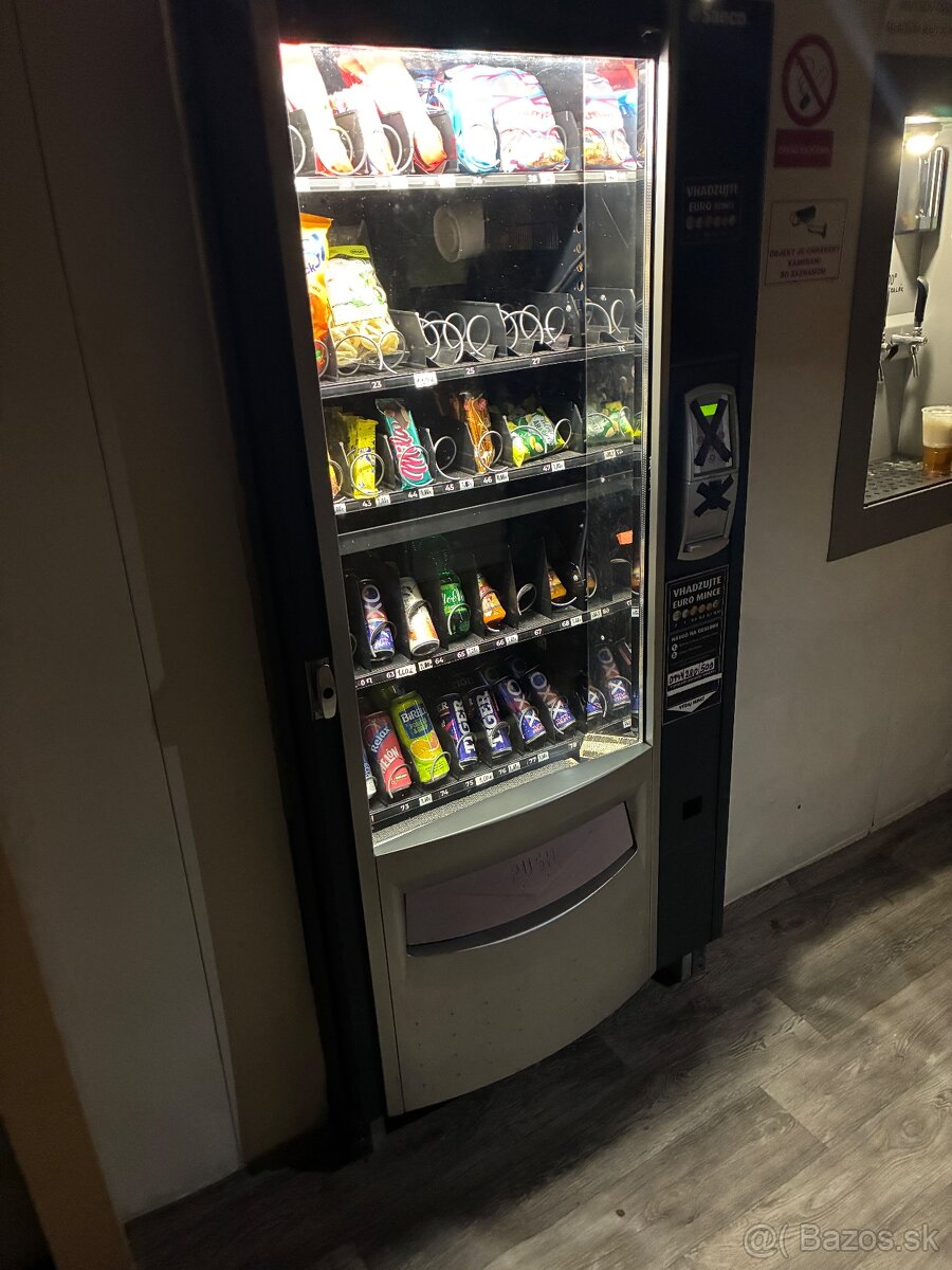 Predám predajný tovarový automat Saeco - 2