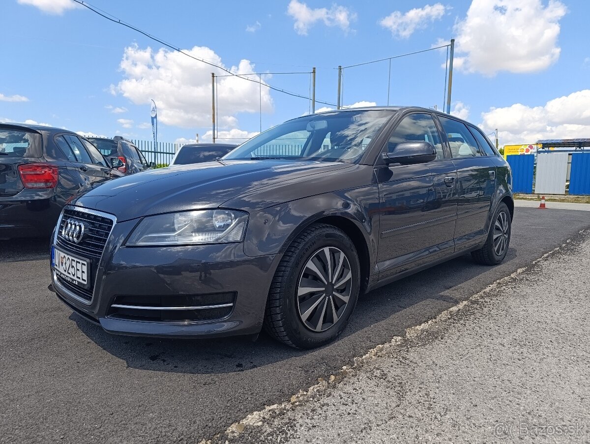 ✅️Audi A3 Sportback 1.6 TDI 105k DPF Ambiente✅️ - 2