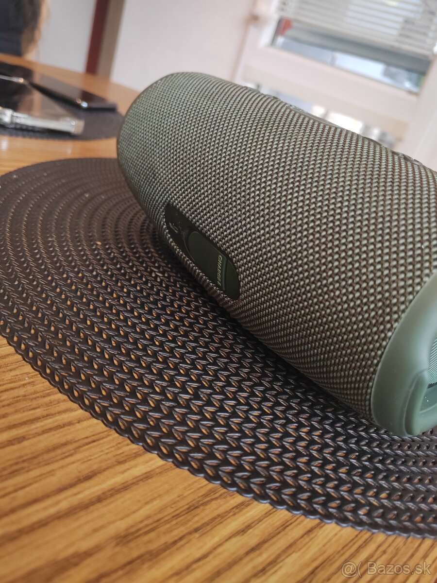 JBL CHARGE 5 Zeleny - 2