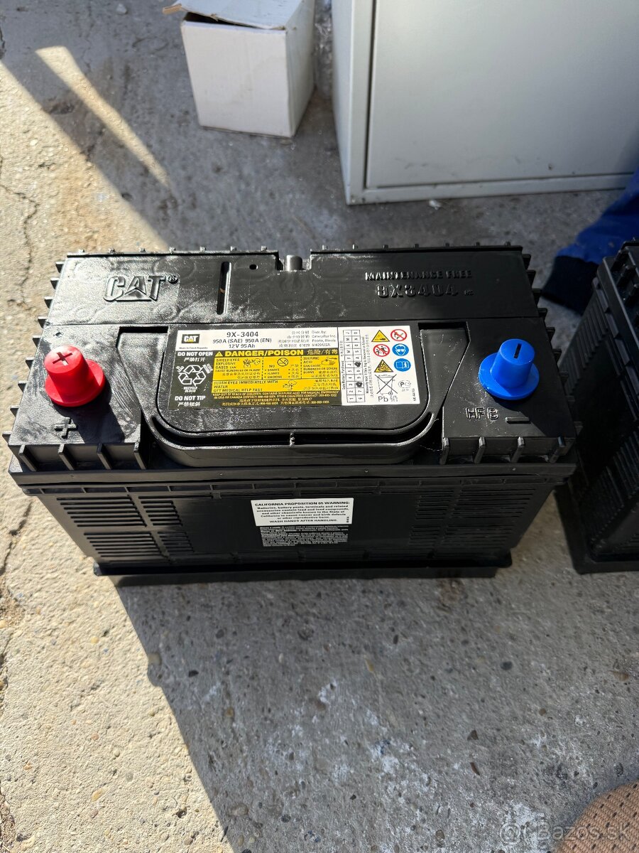Štartovacie batérie CAT 12V 95Ah 950A - 2