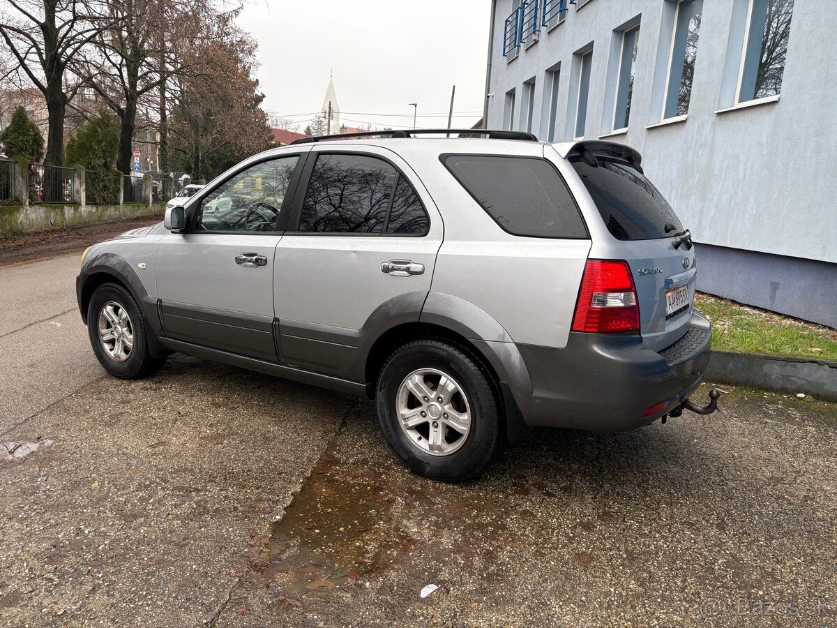 KIA Sorento 2.5 CRD - 2