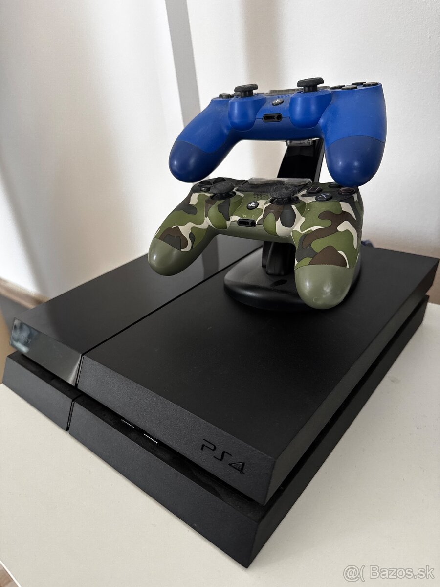 PS 4 + hry - 2