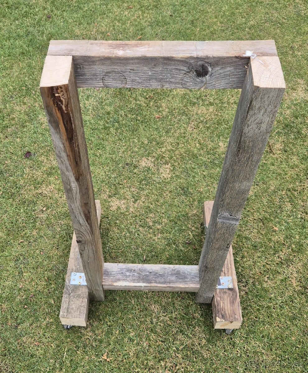 Stojan na lodný motor - 2