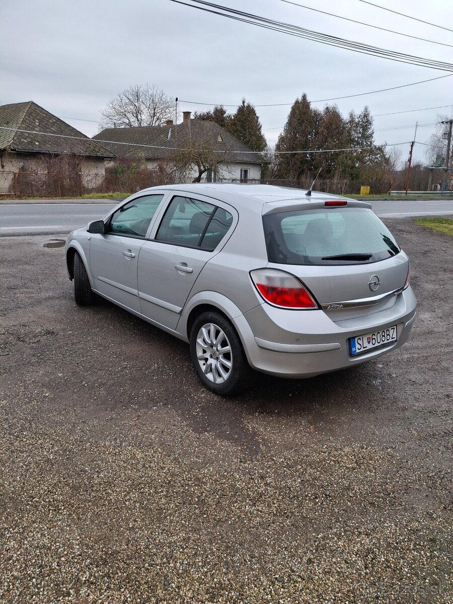 Predám opel astra automat - 2