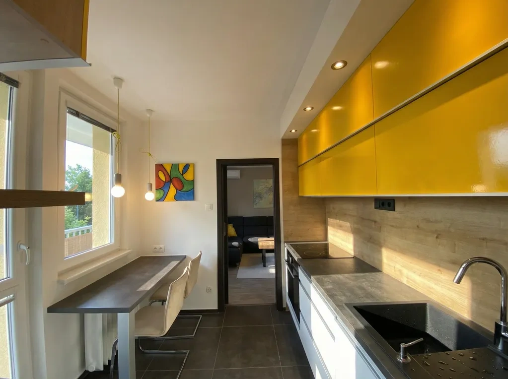 Realitný kancelária REALADR s.r.o. - 2