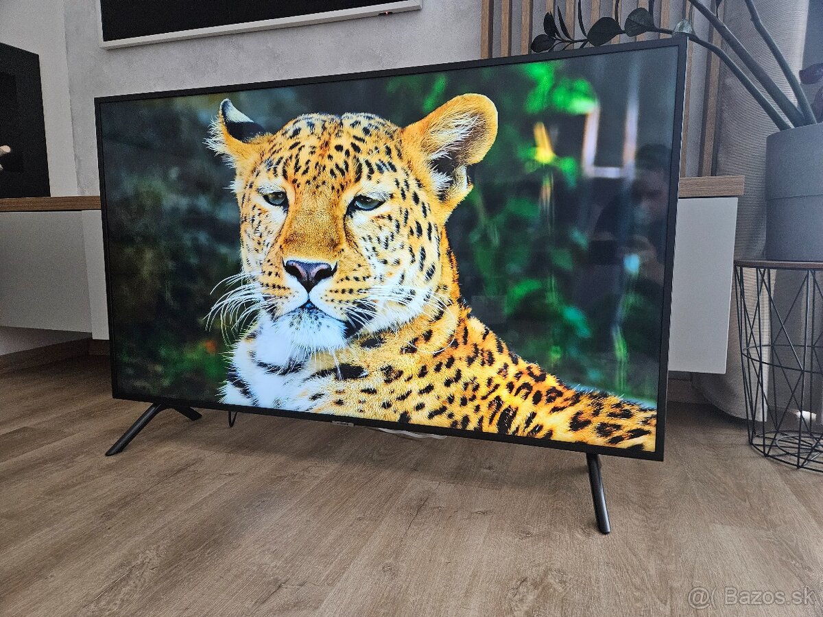 Samsung 4K UHD TV 49" - 2
