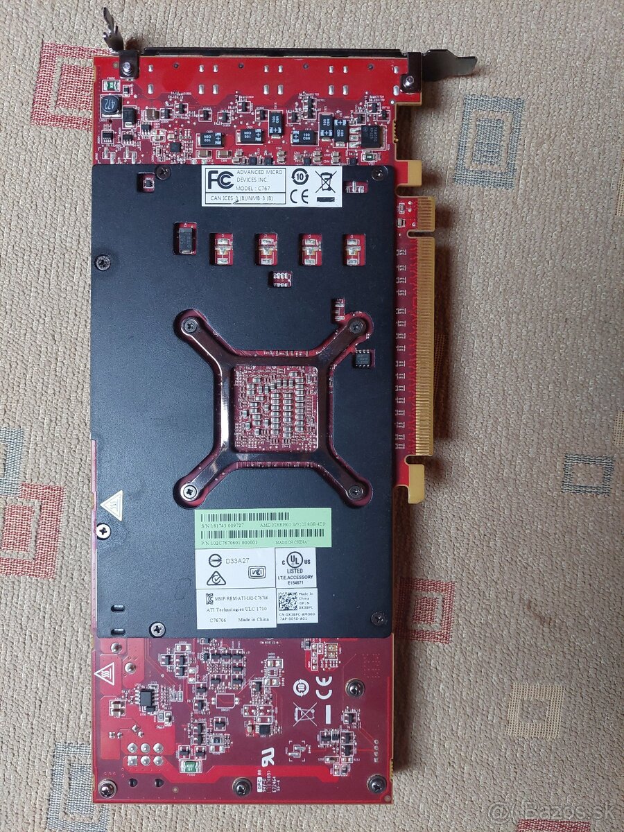 Predám profesionálnu grafickú kartu Radeon AMD FirePro W7100 - 2