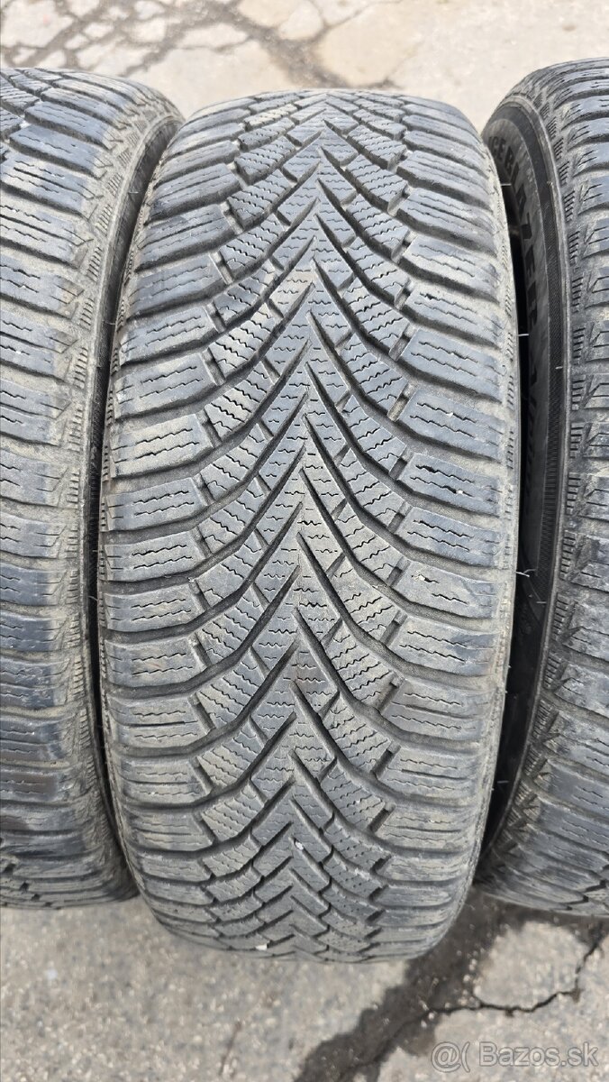 Predám zimné pneumatiky 185/60 R15 - 2