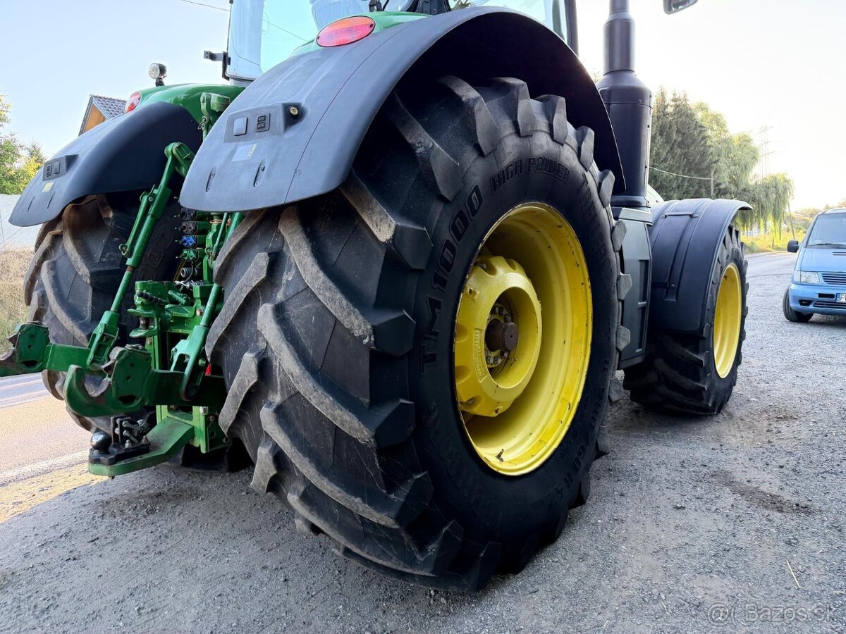 Zemědělský traktor John Deere 8370R, převodovka e23, modelov - 2