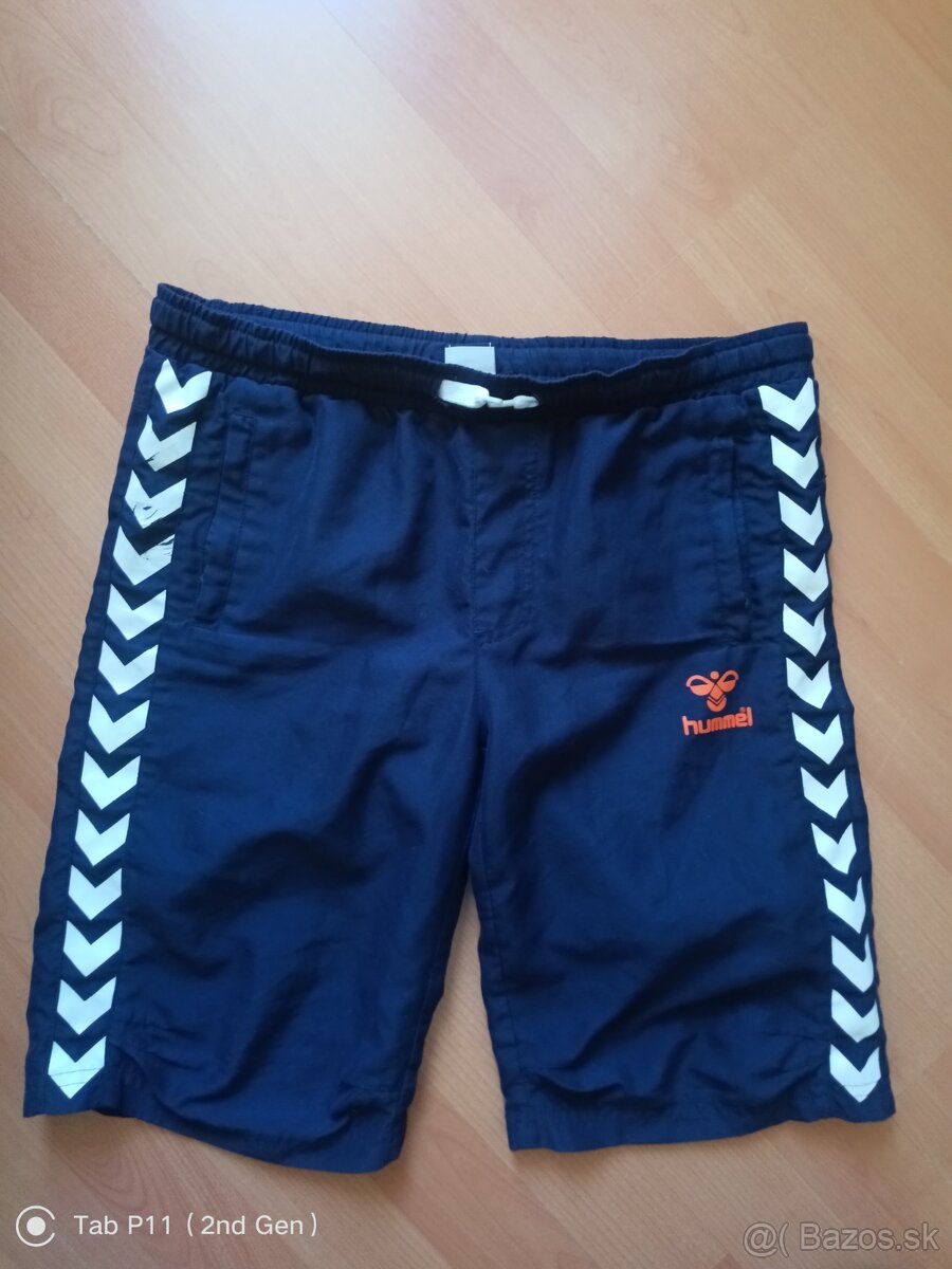 HUMMEL ČIERNE ŠORTKY - 2