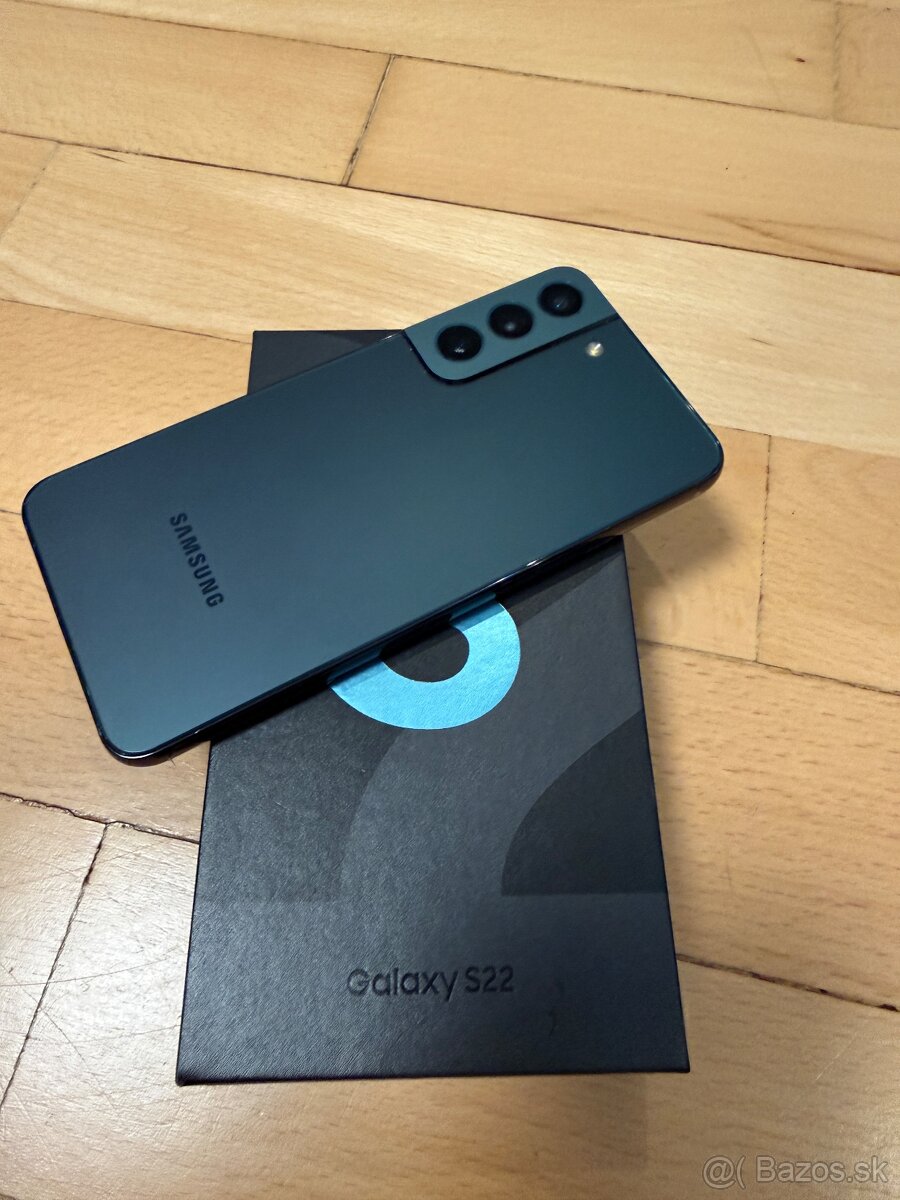 Samsung Galaxy S22 - 2