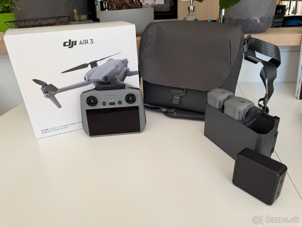 Predám DJI Air 3 Fly More Combo - 2