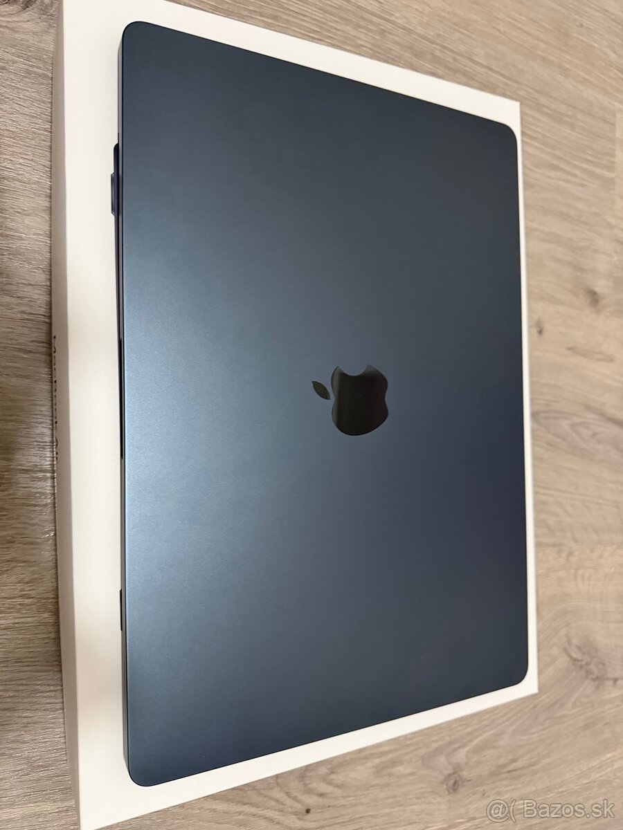 Apple MacBook Air 15” M5 / 16 GB / 512 GB - 2