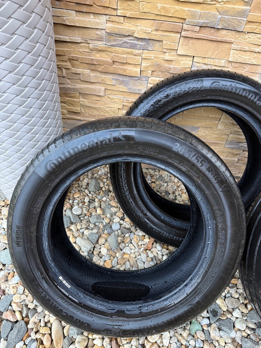 Predám pneumatiky Continental Ultracontact 205/55 r16 - 2
