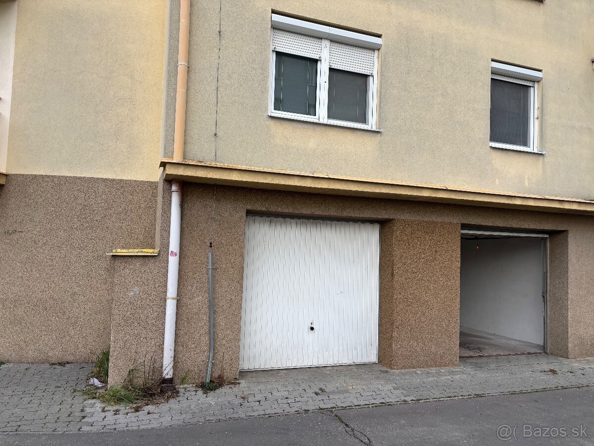 Predám garáž v Sotinej, ul gen. L Svobodu Senica - 2