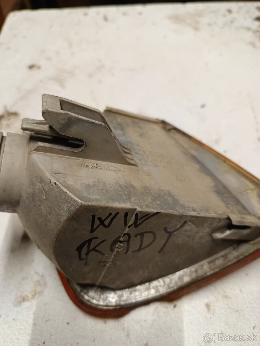 Predam náhradné diely na Peugeot 306 - 2