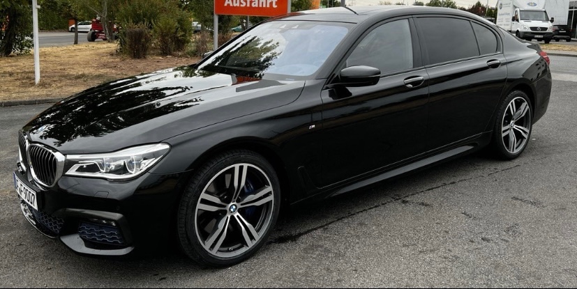 ROZPREDÁM BMW G11 740d xDrive 2017 - 2
