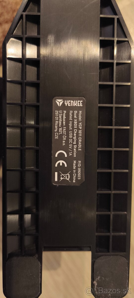 Xbox charging station - 2