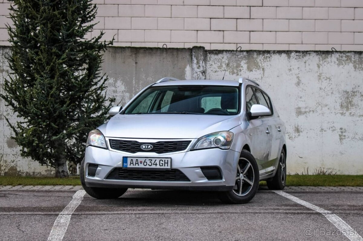Kia Cee´d SW 1.4 CVVT 16V LX - 2