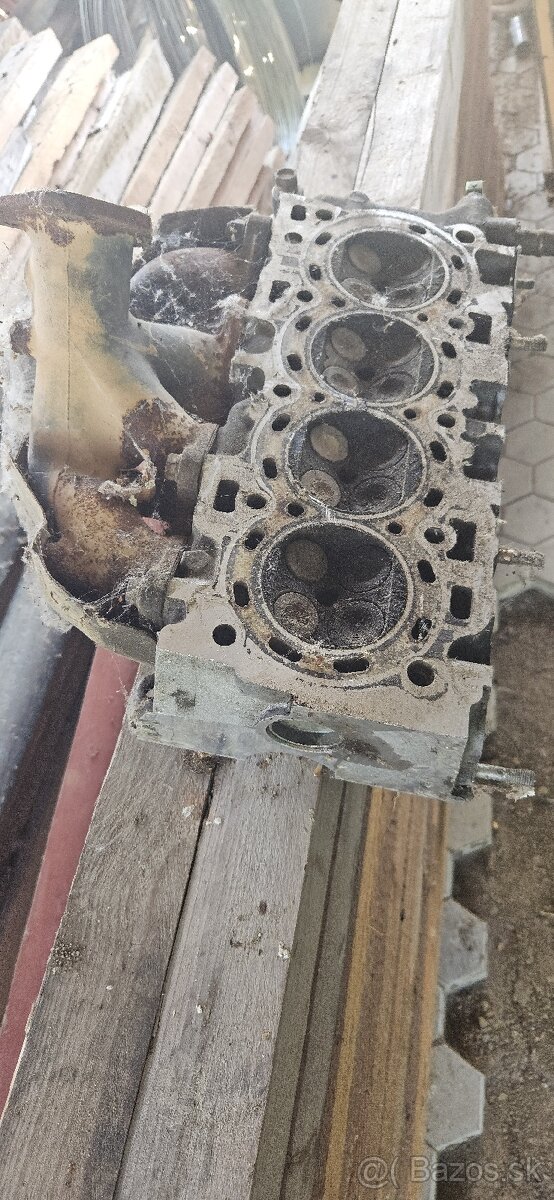 Predam hlavu Daihatsu Feroza - 2