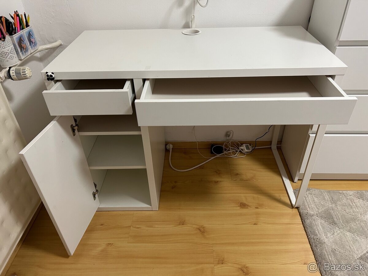 Študentský stôl IKEA - 2