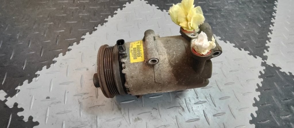 Ford C-Max Focus MK2 MK3 Volvo C30 S40 V50 - Klima kompresor - 2