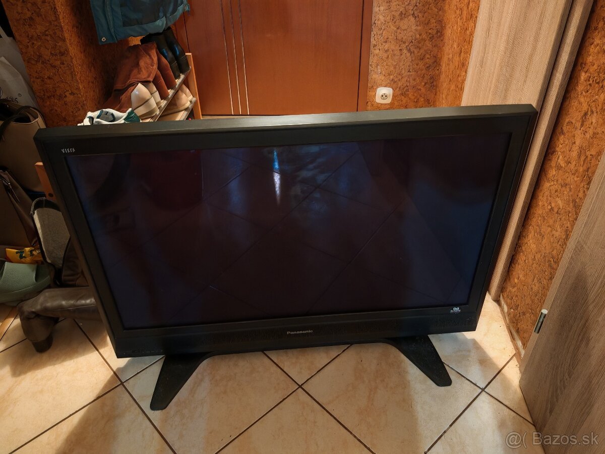 Predám plne funkčný televízor - plasma Panasonic Viera - 2