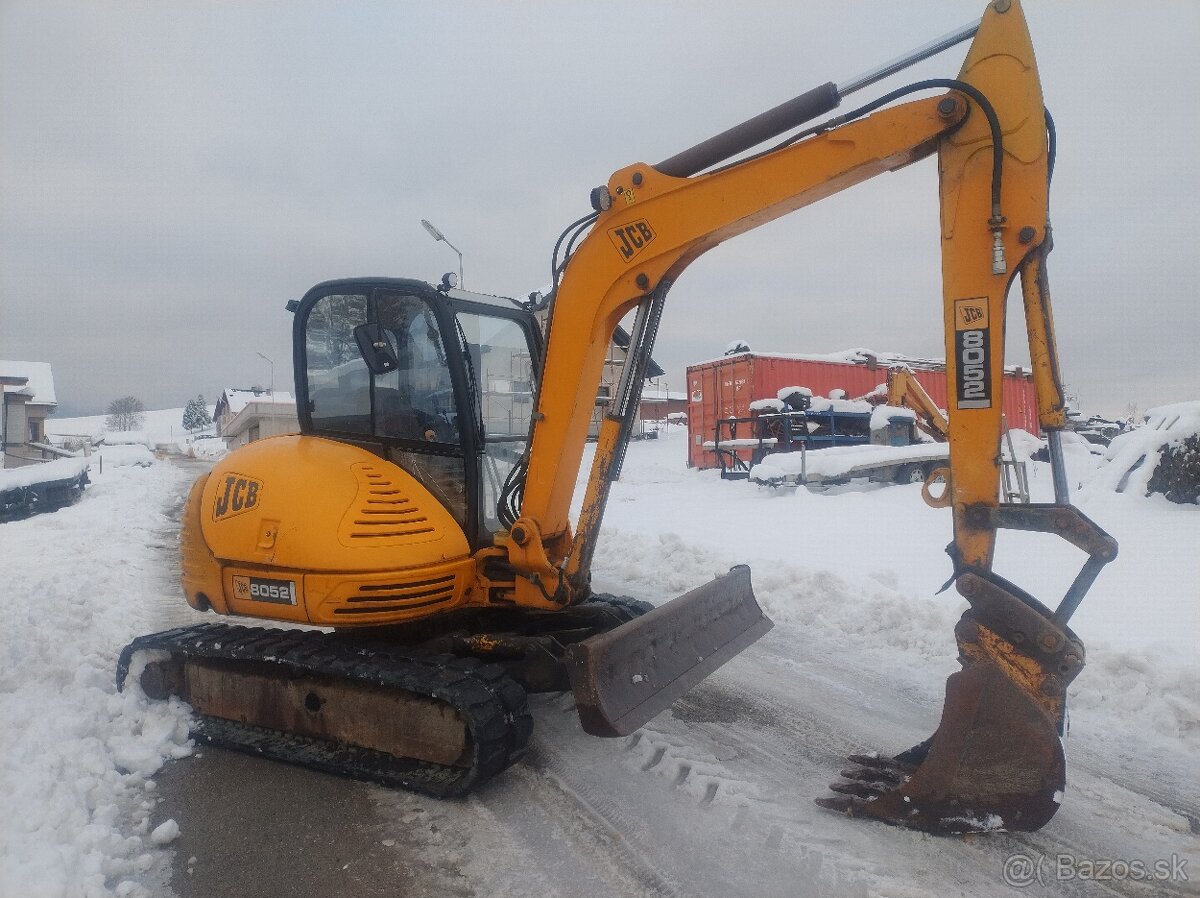 Jcb 8052 - 2