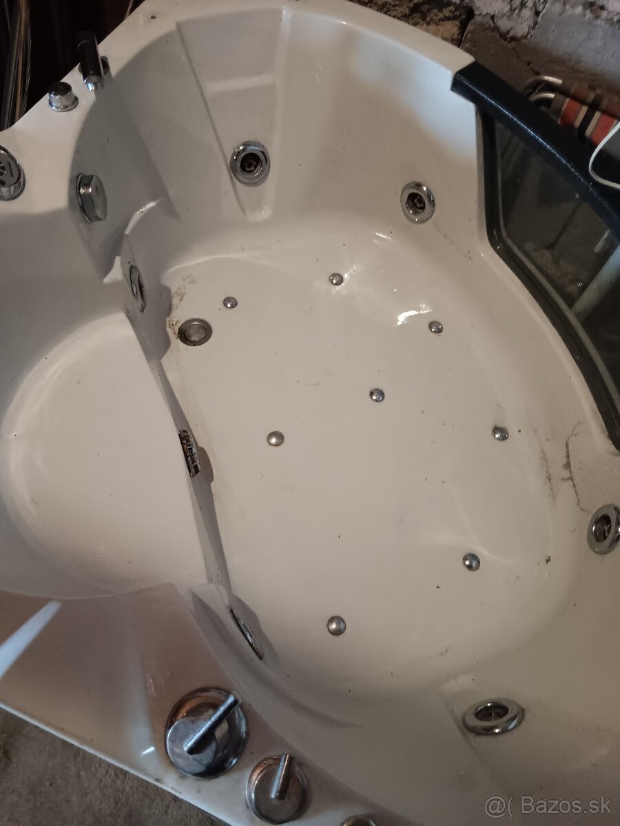 Predám hydromasažnu vaňu - 2