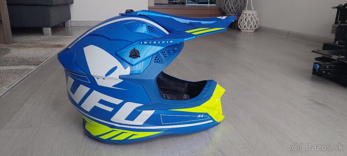 Motocrossová prilba UFOplast NOVÁ - 2