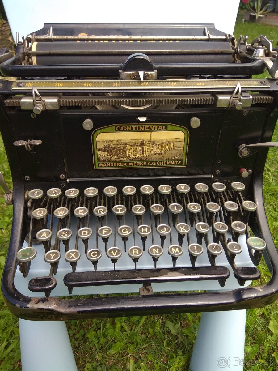 predám starožitný písací stroj Continental - Wanderer W. - 2