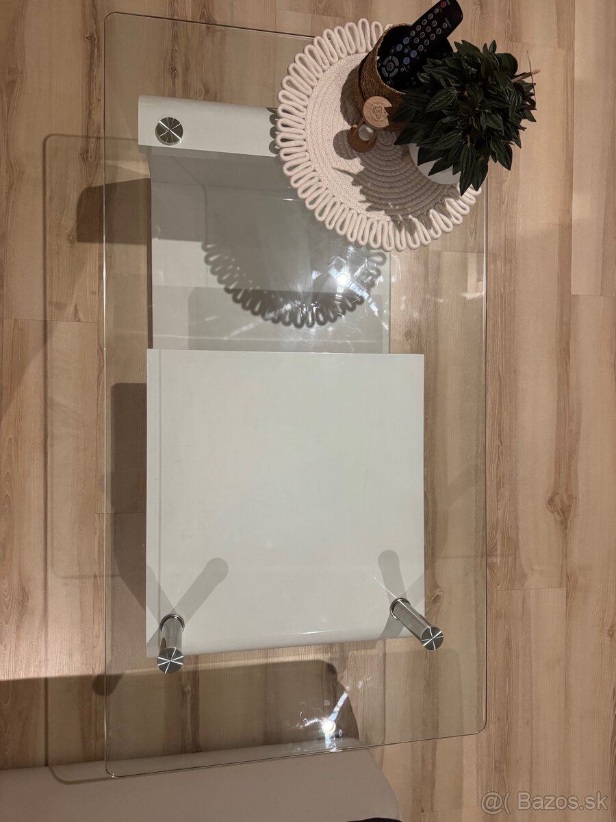 Sklenený konfernečný stolík - 2