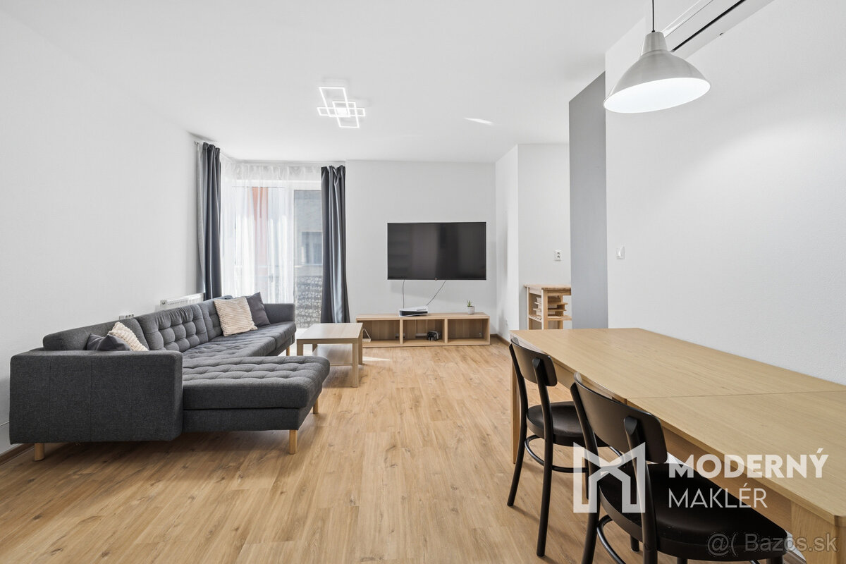 Na predaj 2-izbový byt s garážovým státím v Šamoríne – foto 2