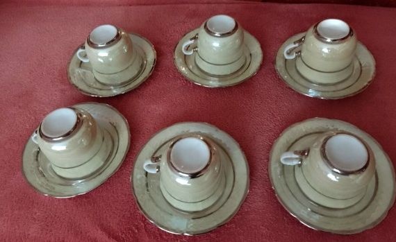 Šálky- porcelán - 2