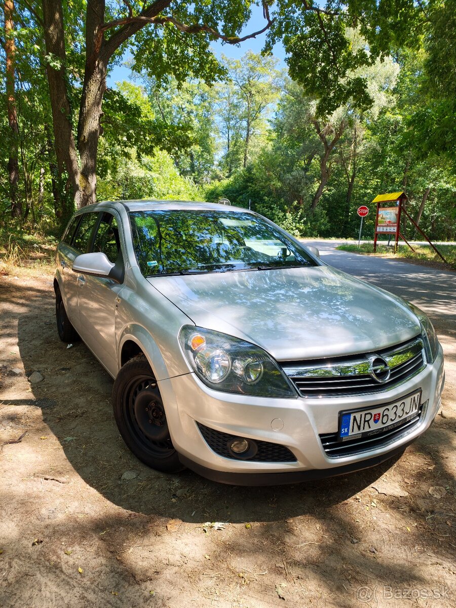 Opel Astra H 1.9CDTI 74kw - 2